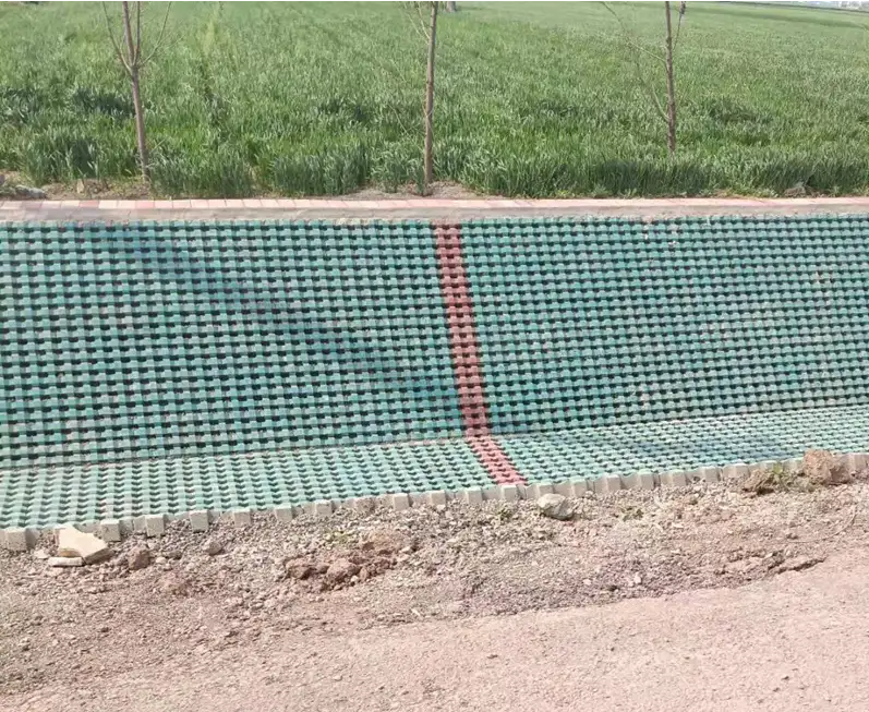 1728465290865351.png image.png